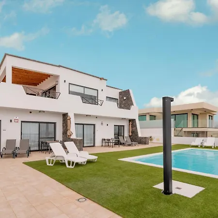 Seascape Pool, Air Con, View, Adult Only * Corralejo