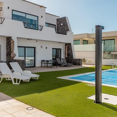 Apartman Seascape Pool, Air Con, View, Adult Only *